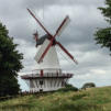 Die historische Windmühle ...